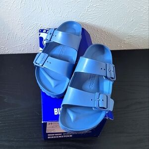 BRAND NEW without tags Birkenstock Blue Evo Arizona Sandals Size 39